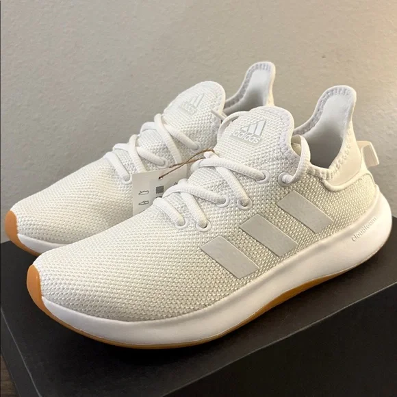 NIB [Adidas] Cloudfoam Pure Athletic Activewear Sneakers in White Women's 5.5
